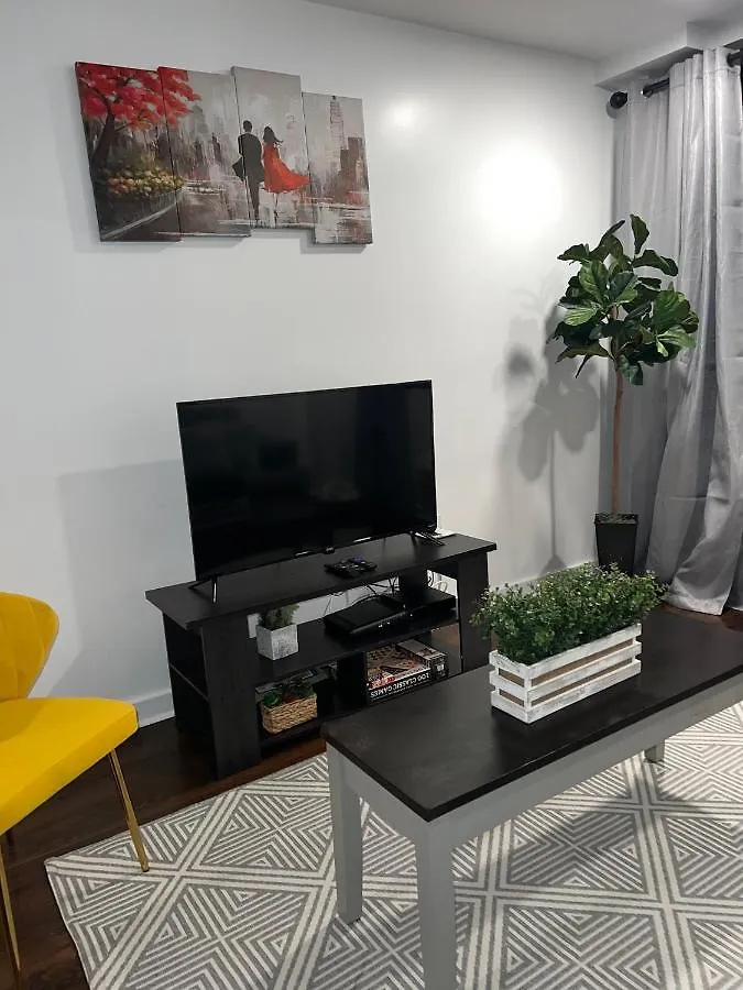 Apartament Cozy 1 Bedroom With Outdoor Patio Space Nowy Jork