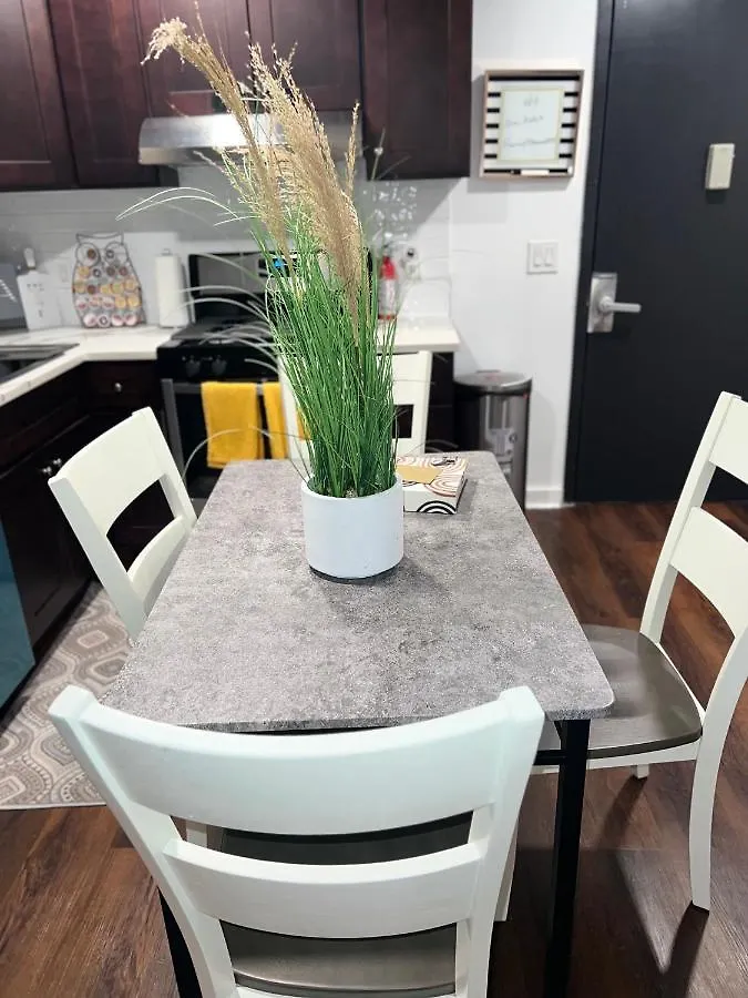 Apartament Cozy 1 Bedroom With Outdoor Patio Space Nowy Jork